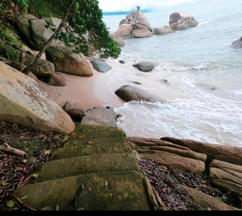 Linda Cobertura Duplex, Pe Na Areia,Vista Linda. Lägenhet Caraguatatuba Exteriör bild